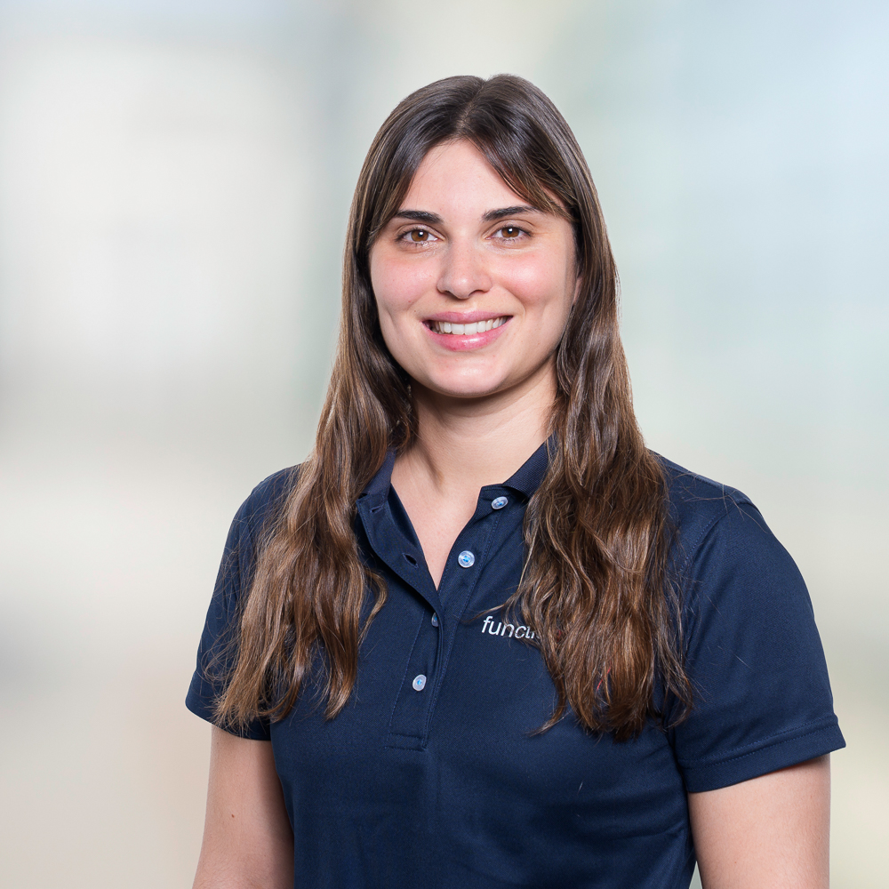 Portrait von Chiara Di Cugno, Empfangsmitarbeiterin bei functiomed AG