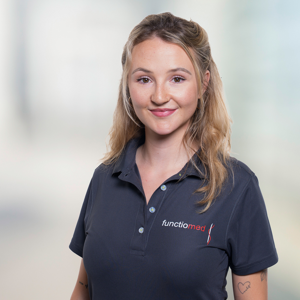 Portrait von Janine Sutter, Medizinische Praxisassistentin bei functiomed AG